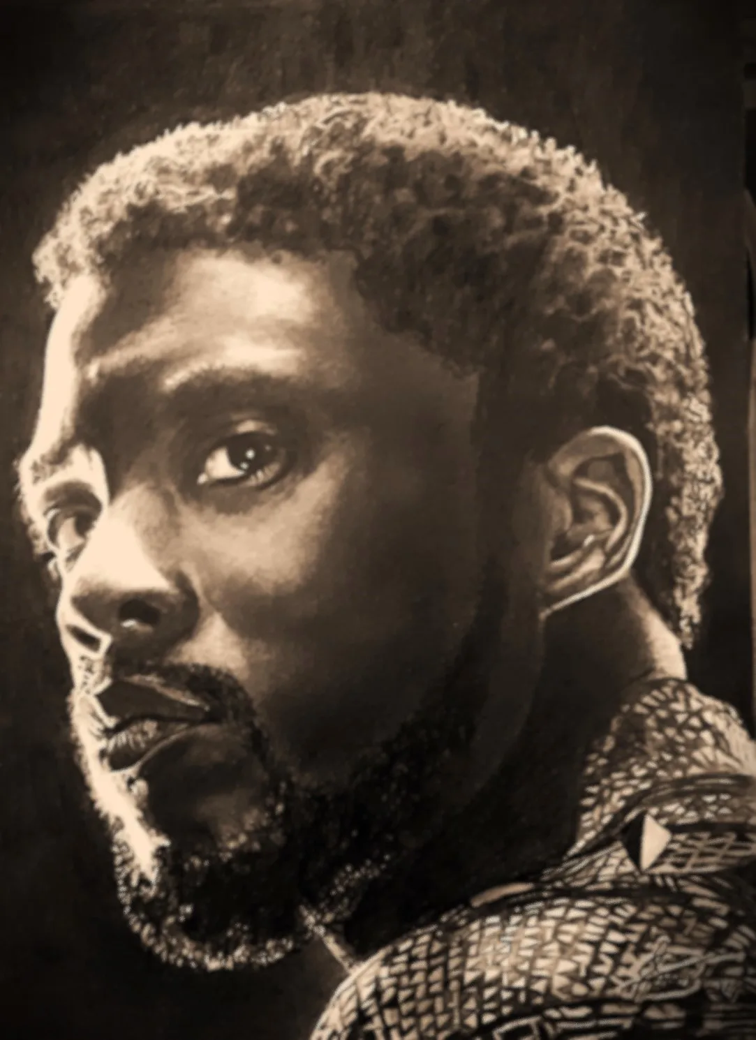 Retrato realista de Chadwick Boseman a l&aacute;piz de grafito por Artallapis Juan